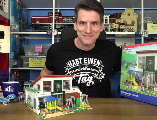 Warte! Modular und Spielmodell kombiniert?! BlueBrixx® Play 107858 Kindergarten mit Spielplatz